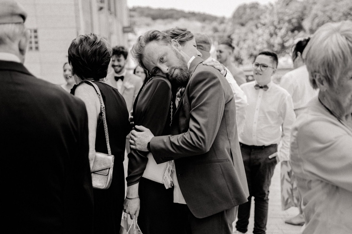 Mariage_AnaisMaxime_mairie_JustineGuillemettePhotographie-69-scaled