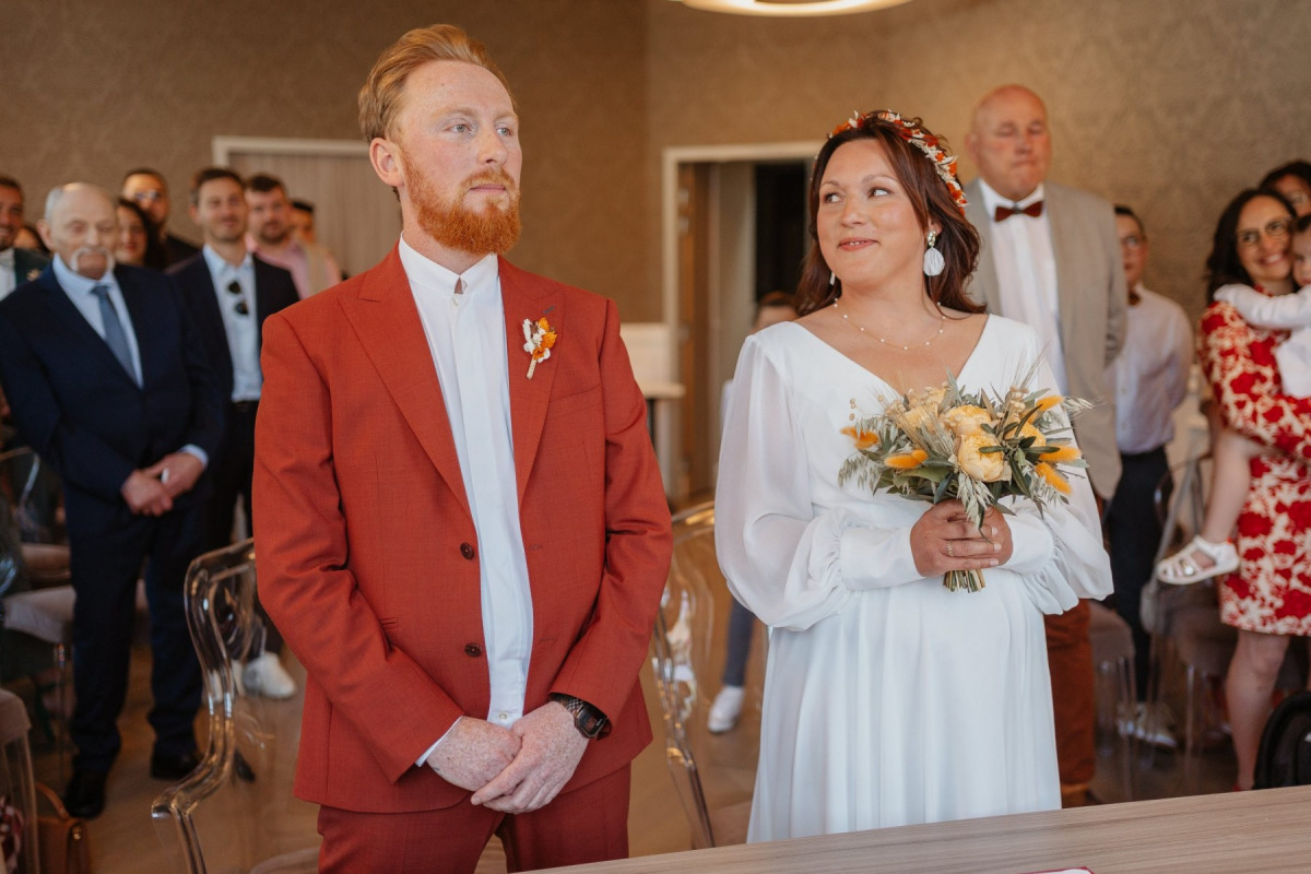 Mariage_AnaisMaxime_mairie_JustineGuillemettePhotographie-8-scaled