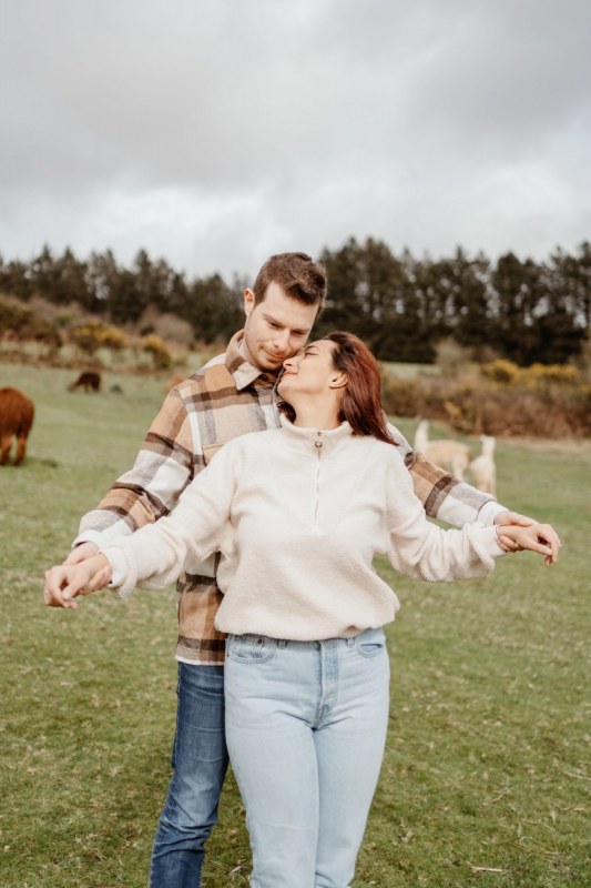 Couple_JulietteViven_JustineGuillemettePhotographie-60-scaled