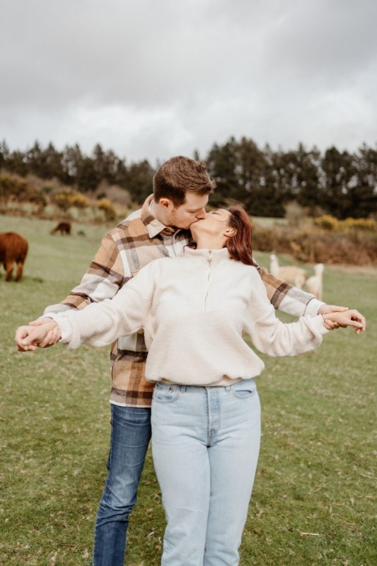 Couple_JulietteViven_JustineGuillemettePhotographie-61-scaled