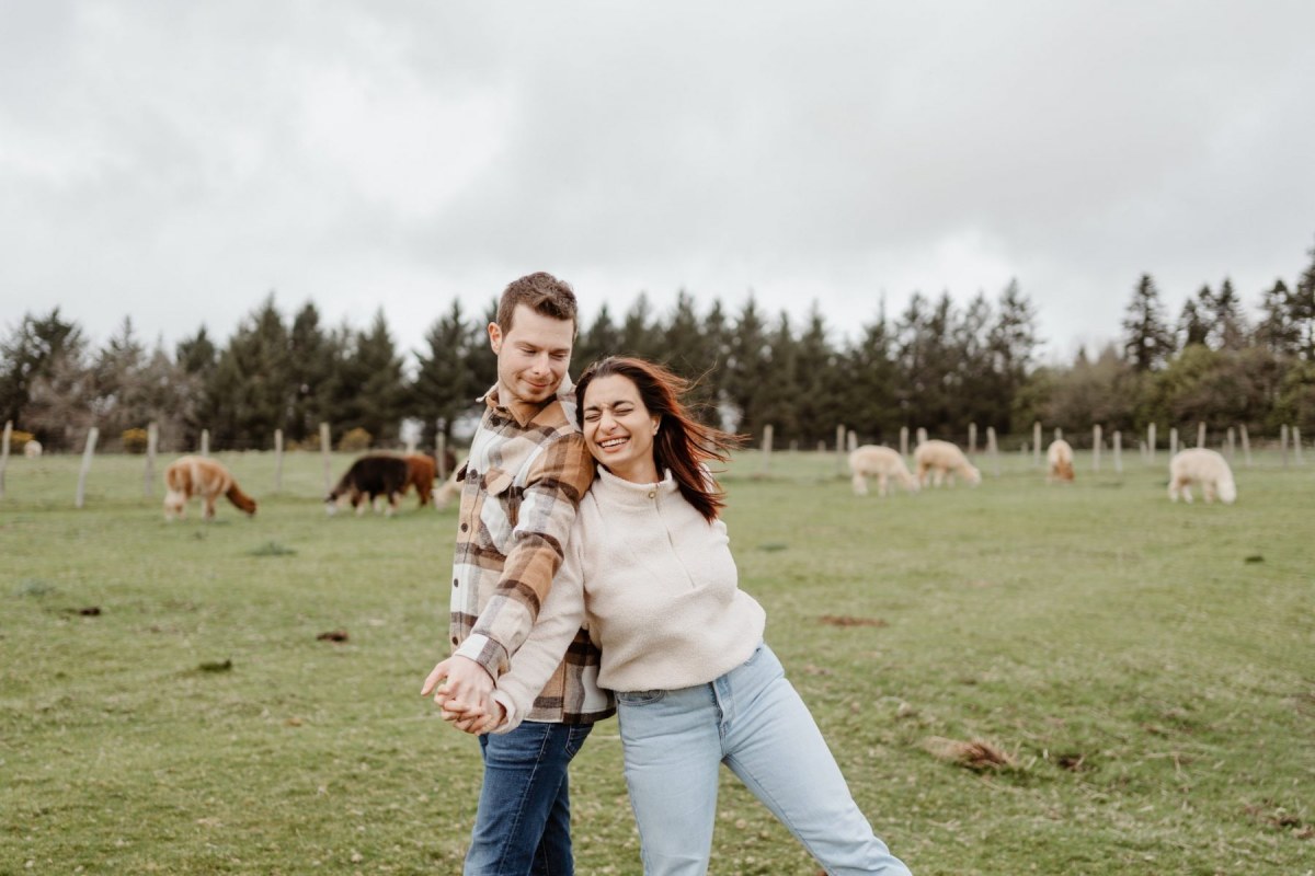 Couple_JulietteViven_JustineGuillemettePhotographie-74-scaled