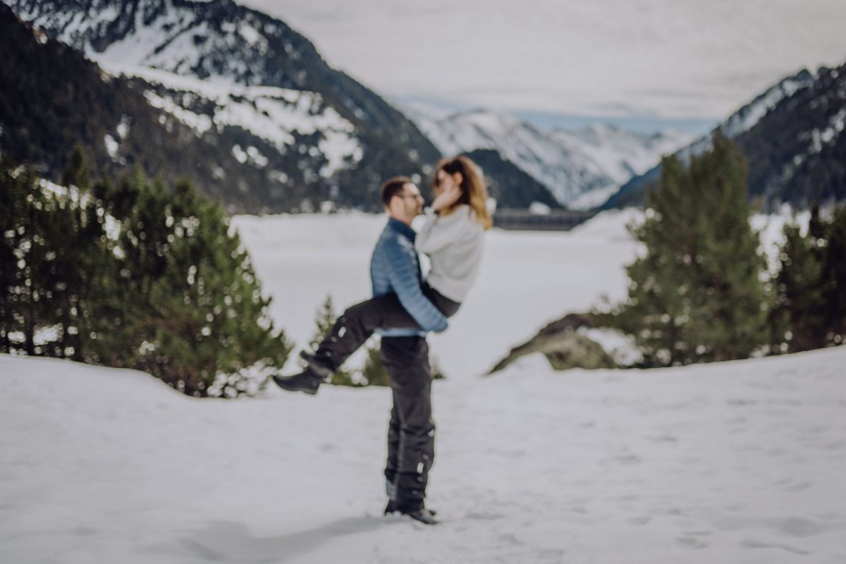 séance couple dans les Pyrénées