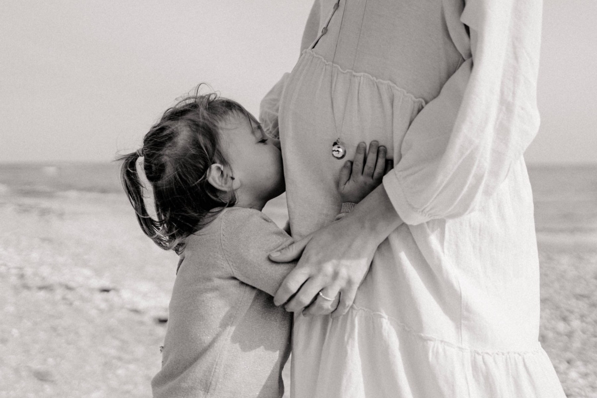 Famille_EstelleFlorian_JustineGuillemettePhotographie-104-scaled