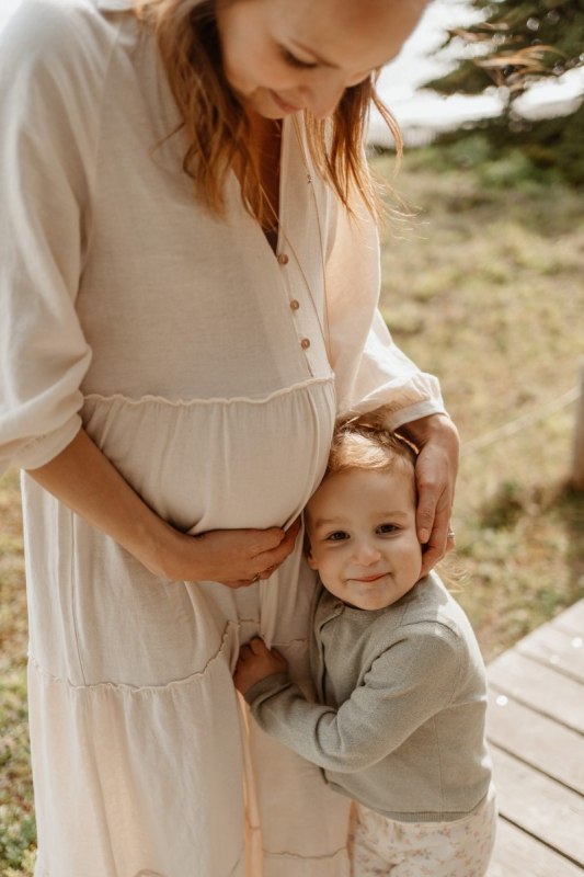 Famille_EstelleFlorian_JustineGuillemettePhotographie-119-scaled