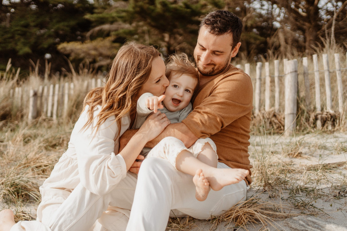 Famille_EstelleFlorian_JustineGuillemettePhotographie-88-scaled